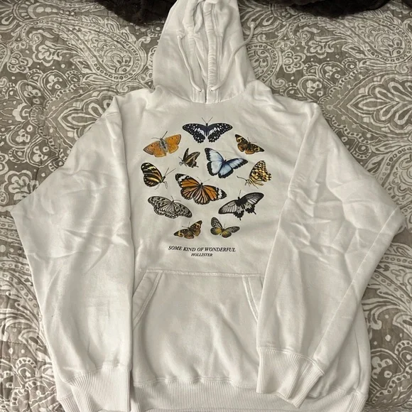 Hollister Tops Gently Worn White Butterfly Hoodie Poshmark